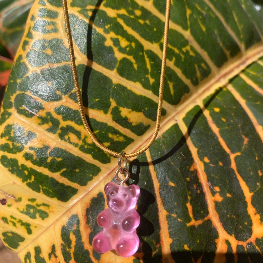 SALE❗️GUMMY BEAR NECKLACE*LIGHT PINK* - Picture 2 of 3